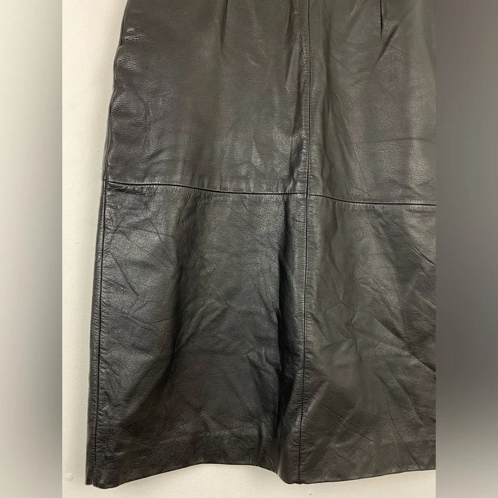 Vintage Avon Fashions size 7/8 Women’s Black Leather Pencil Skirt